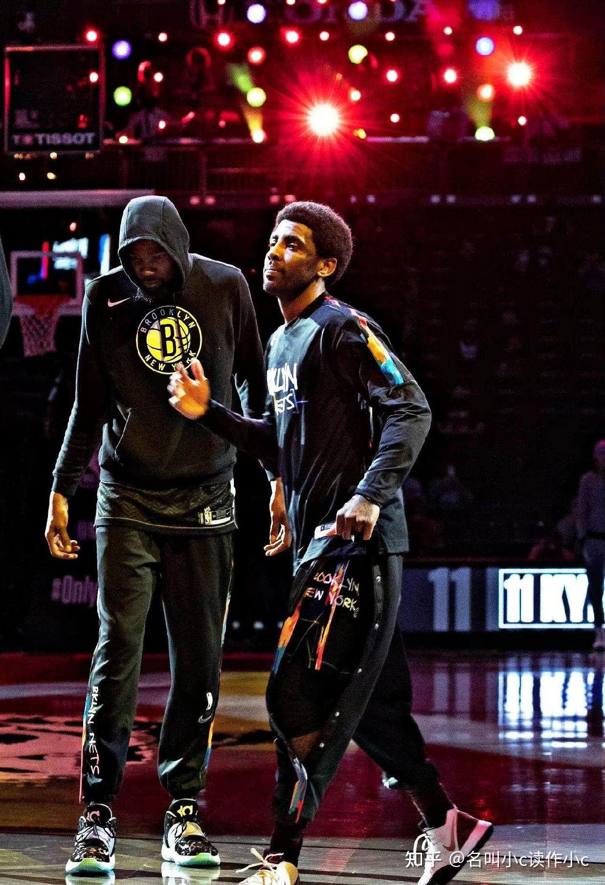 沿西檐直抵 沿西檐直抵